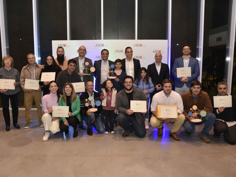10_finalistas_y_ganadores_premio_mipyme_del_ano_2023