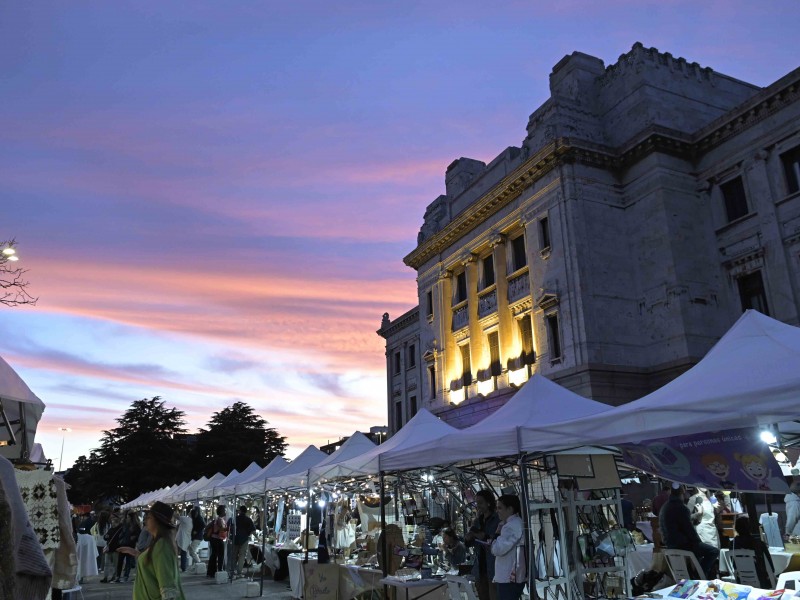 13_feria_al_atardecer