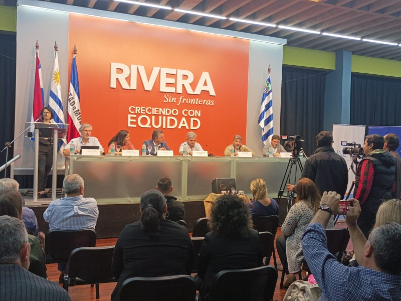 1_conferencia_lanzamiento