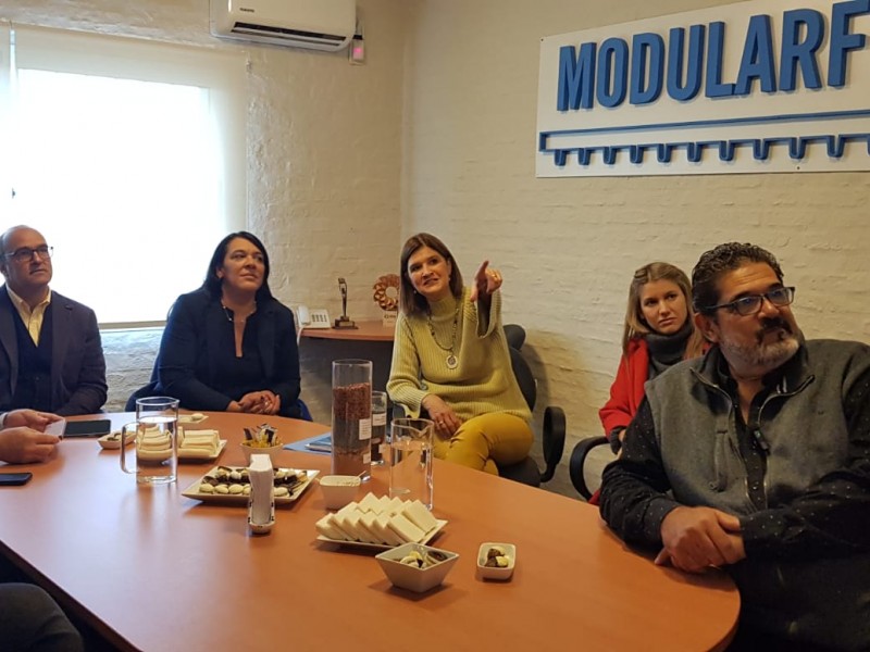 2_presentacion_autoridades