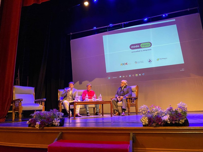 2b__autoridades_escenario