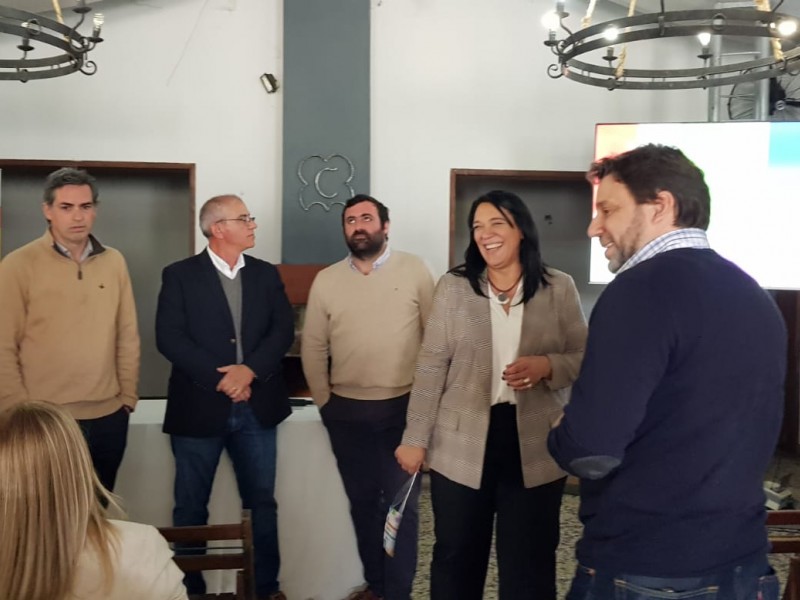 3_autoridades_1