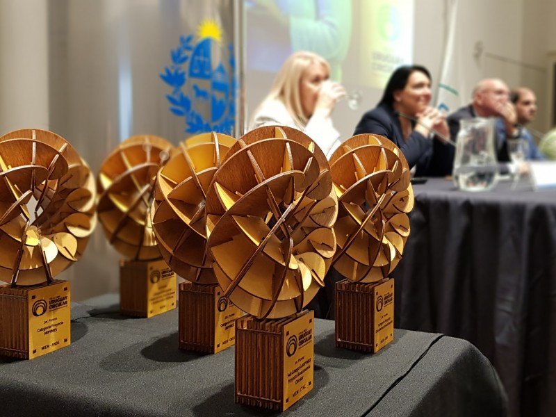 3_premios_uc