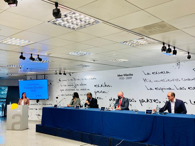 Uruguay_Circular_2021_lanzamiento_1